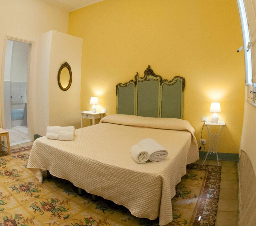 Boutique Rooms And Breakfast Granveliero Trapani Zewnętrze zdjęcie