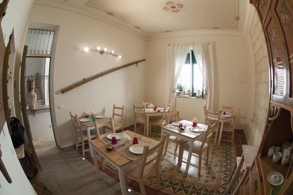 Boutique Rooms And Breakfast Granveliero Trapani Zewnętrze zdjęcie